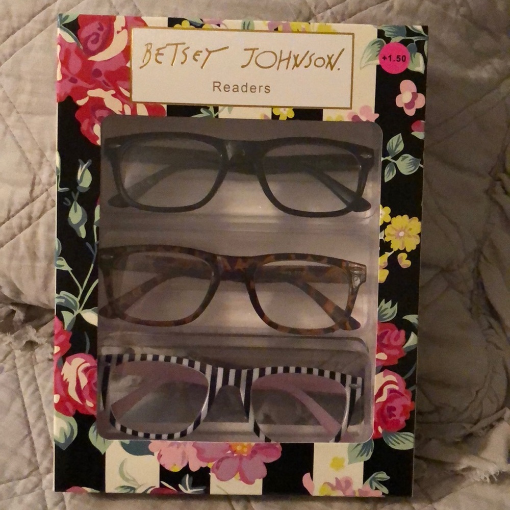 Betsey Johnson Readers